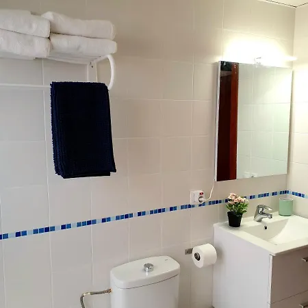 Apartment Sherryflat Fergus- Parking, Tv Internacional