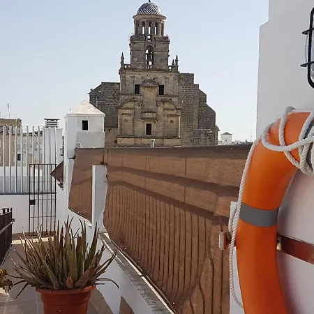 Sherryflat Fergus- Parking, Tv Internacional Apartment *